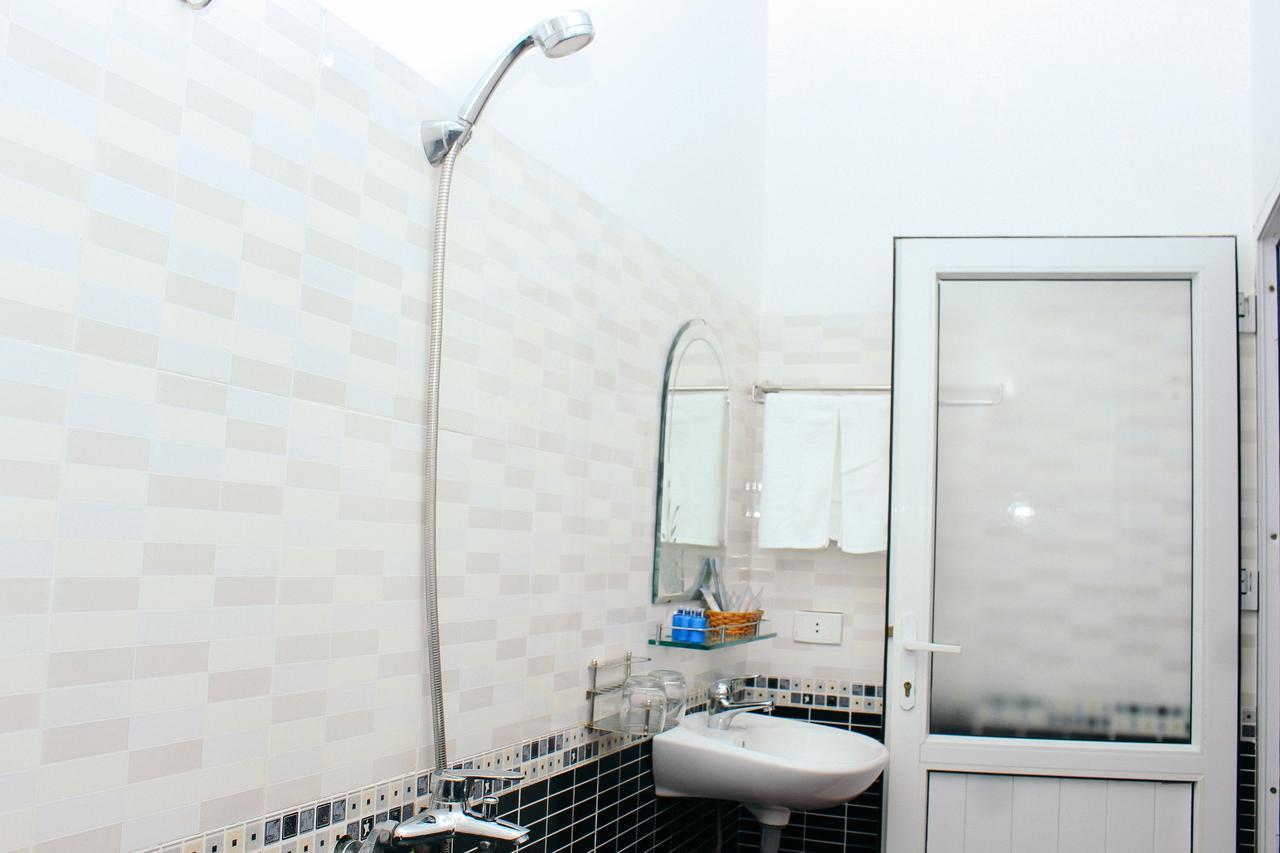 Bostand Hotel Son Tra Bagian luar foto